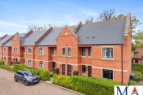 Marlborough Drive, Bushey