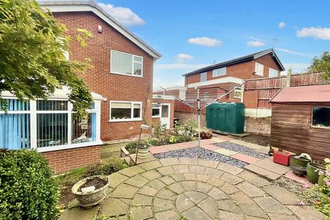 4 bedroom detached house for sale, Windmill Drive, Audlem, CW3
