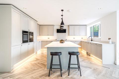 4 bedroom detached house for sale, Longdon Road, Knowle, Solihull, B93 9HY