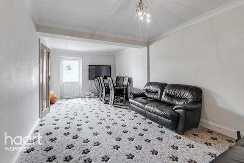 4 bedroom terraced house for sale, Neasden
