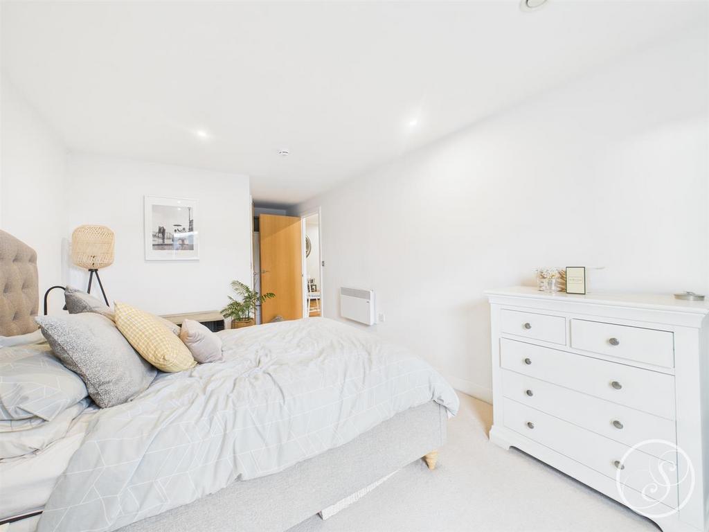Bed 1