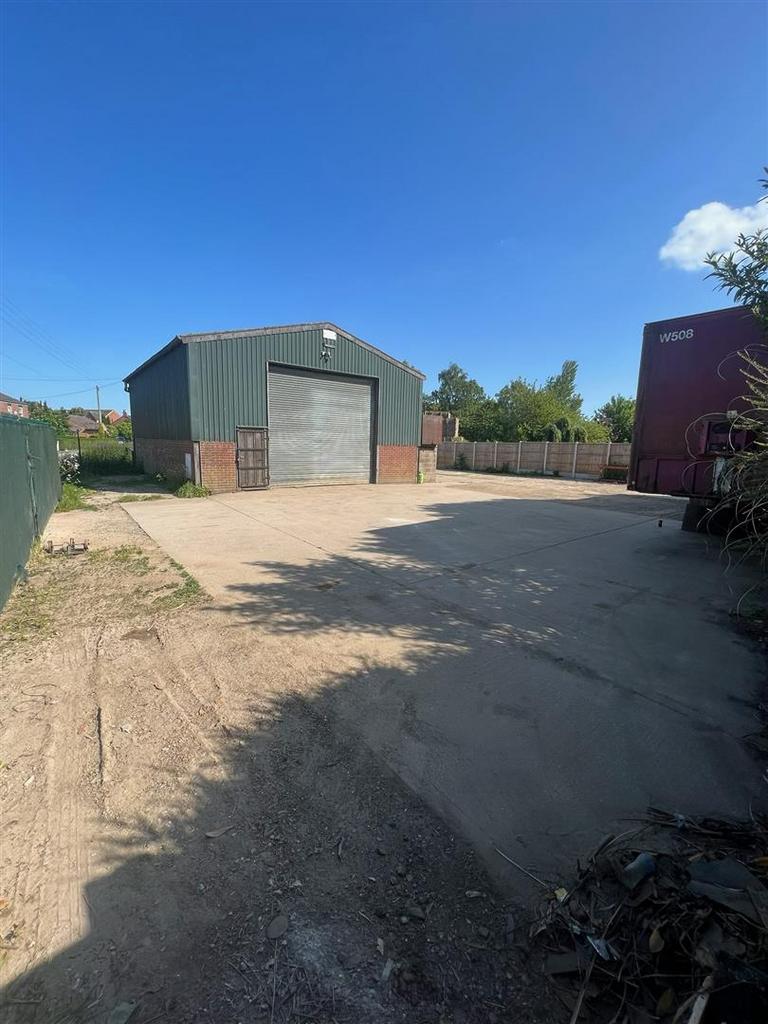 Shed.jpg