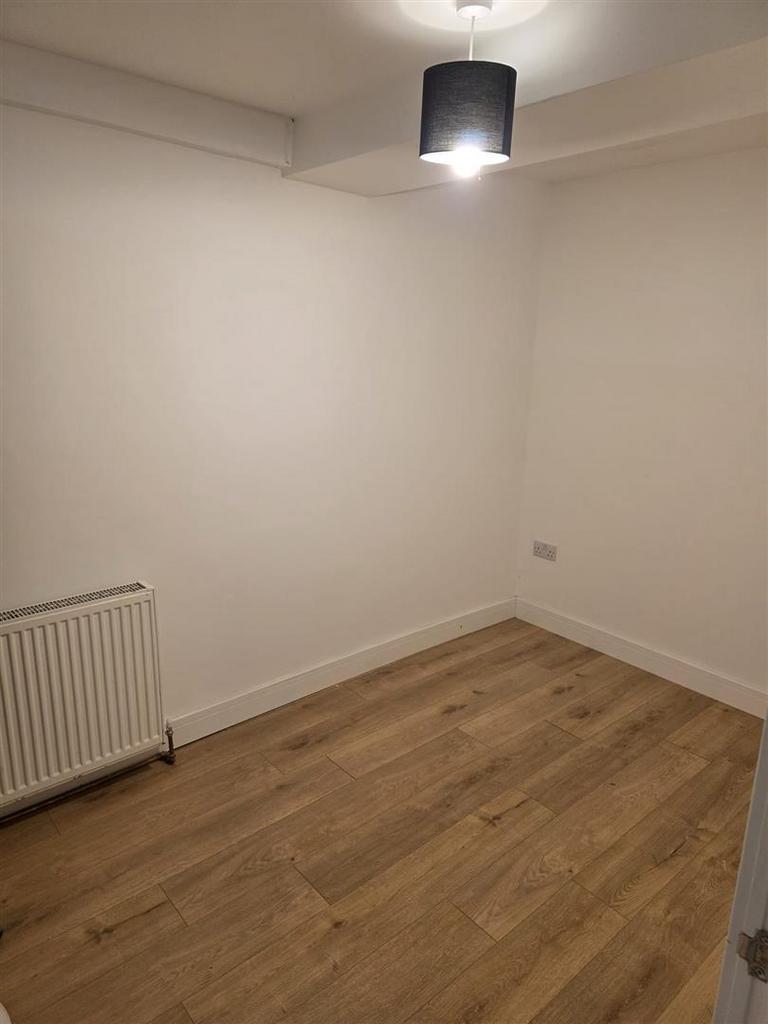 Bedroom.JPG