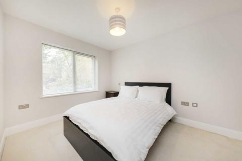 undefined, Merton Road, South Wimbledon SW19
