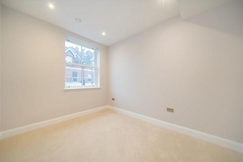 undefined, Merton Road, South Wimbledon SW19
