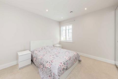 undefined, Merton Road, London SW19