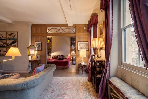 undefined, Ennismore Gardens, London, SW7
