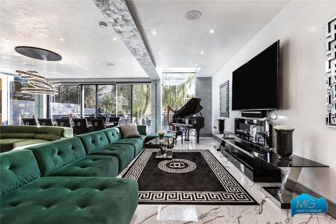 undefined, Waggon Road, Hadley Wood, Hertfordshire, EN4
