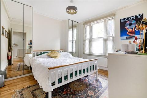 4 bedroom terraced house for sale, Henshaw Street, London, SE17