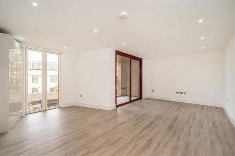 undefined, Greenwich High Road, London SE10