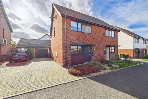 2 bedroom semi-detached house for sale, Walnut Tree Road, Mattishall