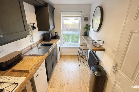 3 bedroom townhouse for sale, Manor Court, Newbiggin-By-The-Sea, Northumberland, NE64 6HF