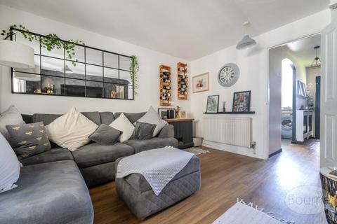 undefined, Dukes Close, Petersfield, Hampshire, GU32