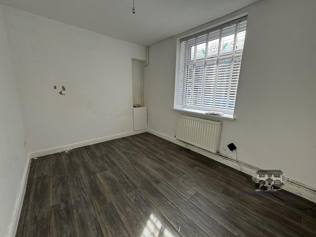 Front Lounge