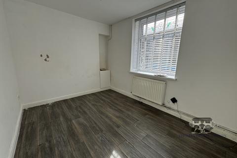4 bedroom end of terrace house for sale, Clydach Road, Tonypandy, Rhondda Cynon Taff, CF40 2DG