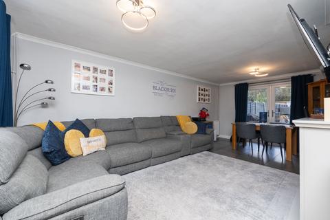 3 bedroom end of terrace house for sale, Almondsbury, Bristol BS32