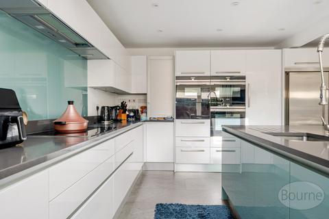 4 bedroom detached house for sale, The Fairway, Whitehill, Hampshire, GU35