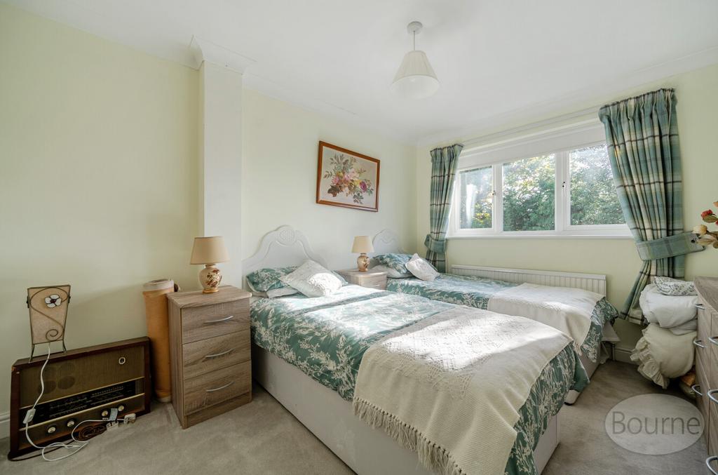 93eff7f4-eed4-470...