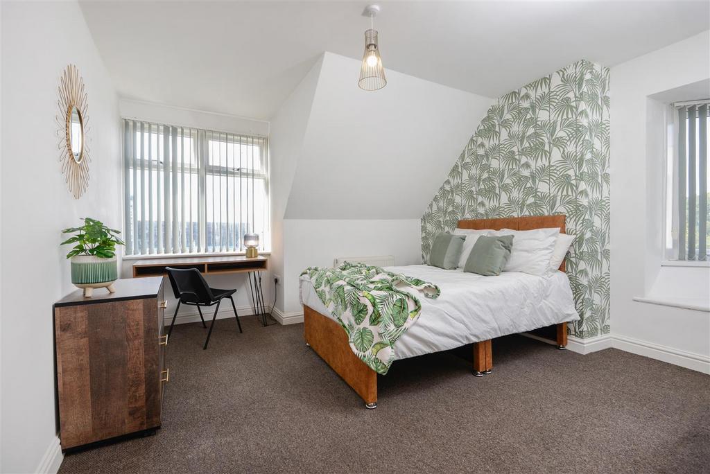 Rm2 flat 4 24.jpg