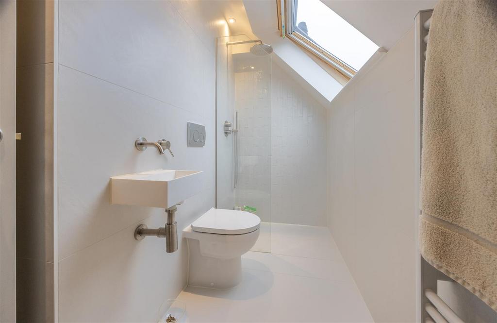 Bedroom 4 En-Suite