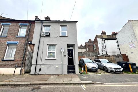 undefined, Baker Street, Luton LU1