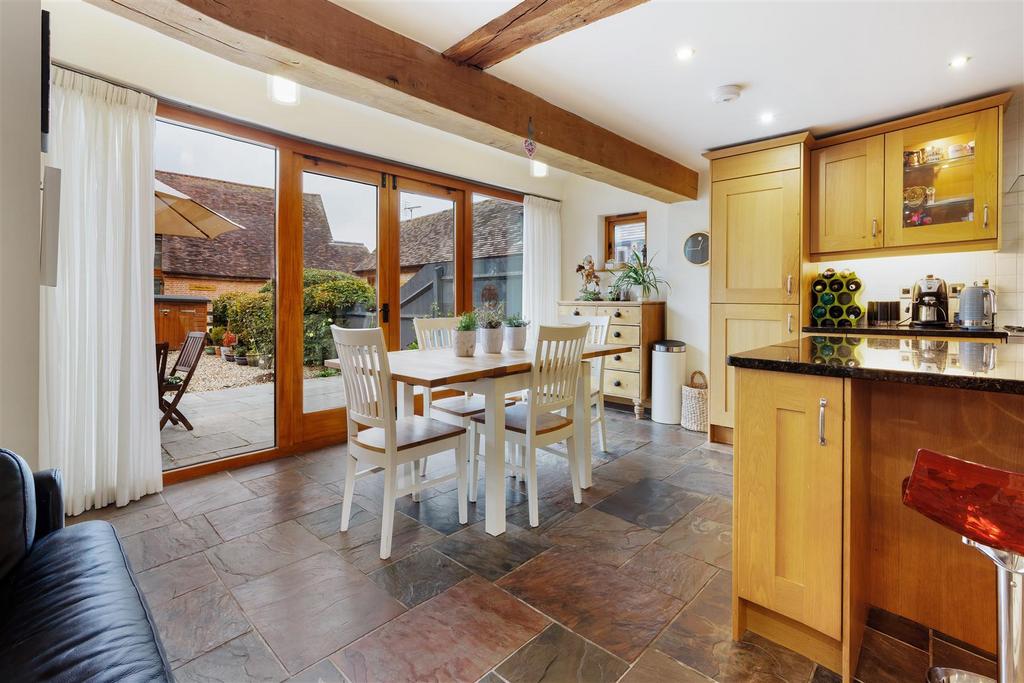 Open Plan Breakfast Kitchen/Dining/Family Room