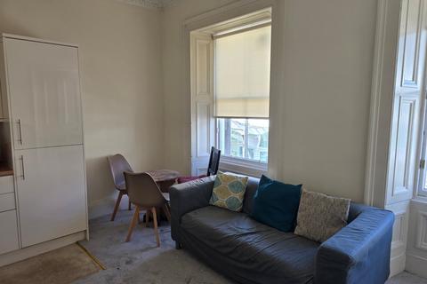 2 bedroom flat to rent, Morrison Street, Edinburgh, EH3