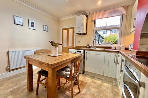 13 Middle Road, Worcester, WR2 4HT