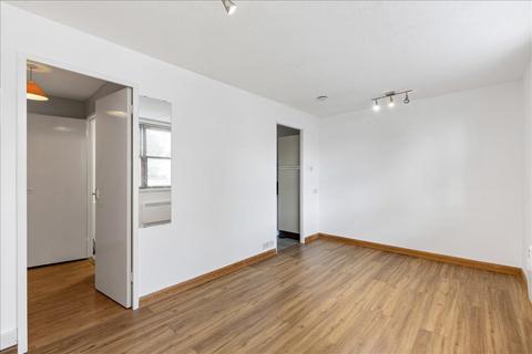 17 Spencer Mews, London, W6 8PB