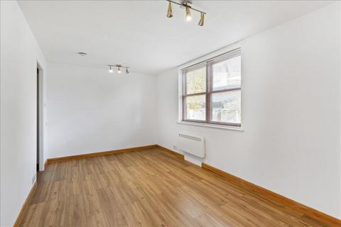 17 Spencer Mews, London, W6 8PB