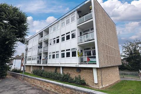 undefined, Warley Mount, Warley, Brentwood