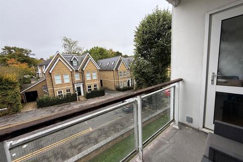 undefined, Warley Mount, Warley, Brentwood