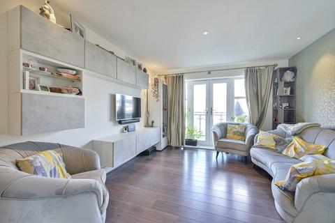 Bader Way, Roehampton, London, SW15