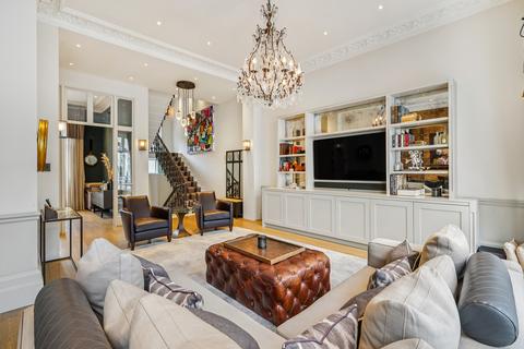 2 bedroom duplex for sale, Onslow Gardens, South Kensington, London, SW7
