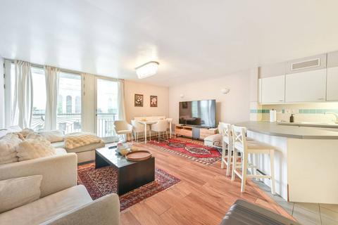 1 bedroom flat for sale, Kensington Gardens Square, Bayswater, London, W2