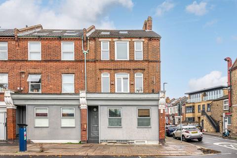 Garratt Lane, Earlsfield, London, SW17