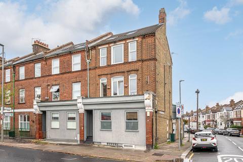 undefined, Garratt Lane, Earlsfield, London, SW17