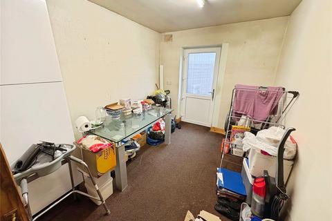 undefined, Dovedale Avenue, West Midlands CV6
