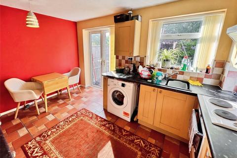 2 bedroom semi-detached house for sale, Crestwood Close, Burton-on-Trent DE13