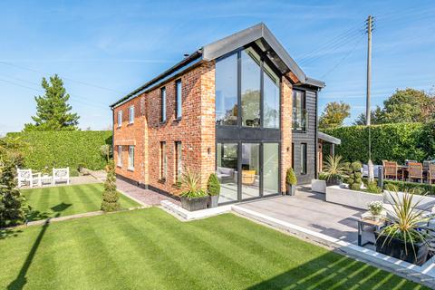 5 bedroom detached house for sale, Wicklewood