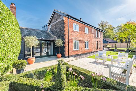 5 bedroom detached house for sale, Wicklewood
