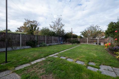 2 bedroom bungalow for sale, Woodman Avenue, Whitstable, Kent, CT5
