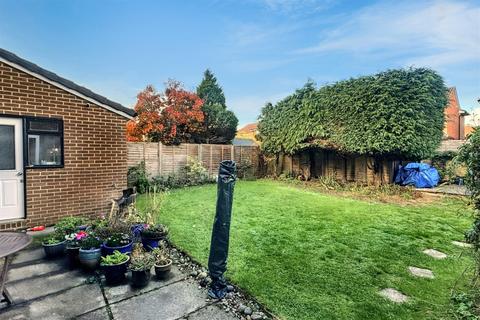 4 bedroom detached house for sale, North Millers Dale