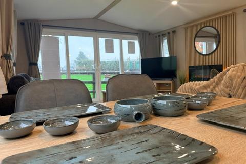 2 bedroom park home for sale, Ashbourne Heights Holiday Park