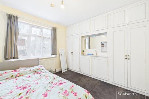 3 bedroom maisonette for sale, Dallas Road, London NW4