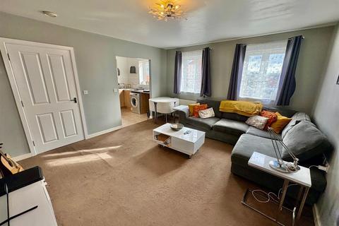 2 bedroom flat for sale, Apollo Avenue, Peterborough
