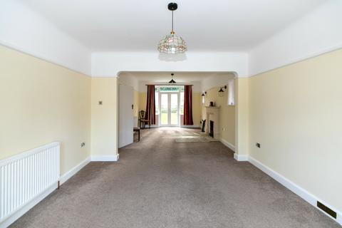 3 bedroom detached house to rent, 3 Bed Detached House in Queens Park