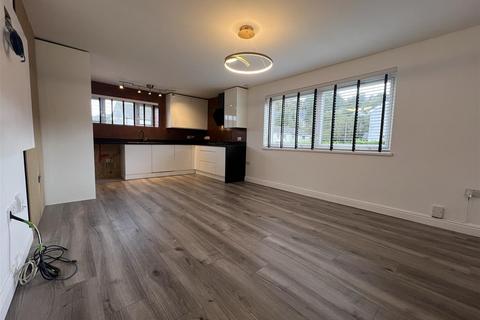 undefined, Hillview Road, Bridge Of Weir PA11