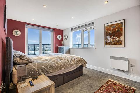 undefined, Seven Kings Way, Kingston Upon Thames KT2