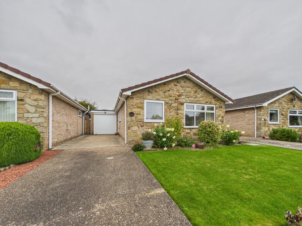 A two bedroom detached bungalow - To Rent